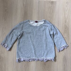 Tea Collection Girl’s Gray Ruffle Hem shirt/top, size L (8-10)